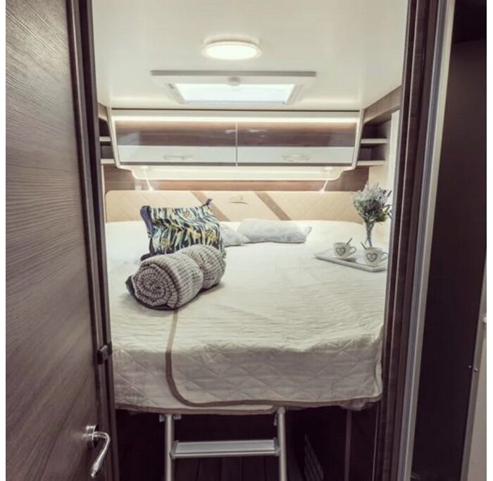 cama triple trasera